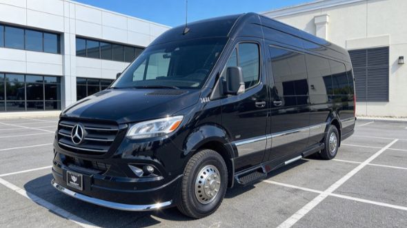 10 passenger sprinter van augusta