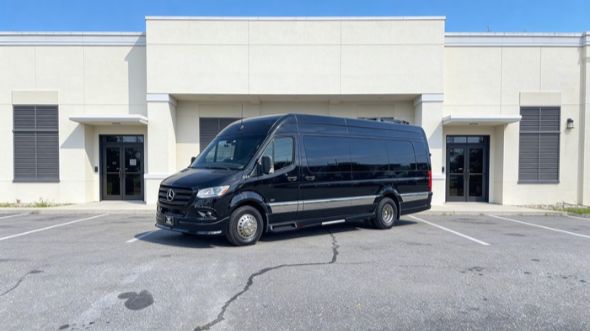 15 passenger sprinter van augusta
