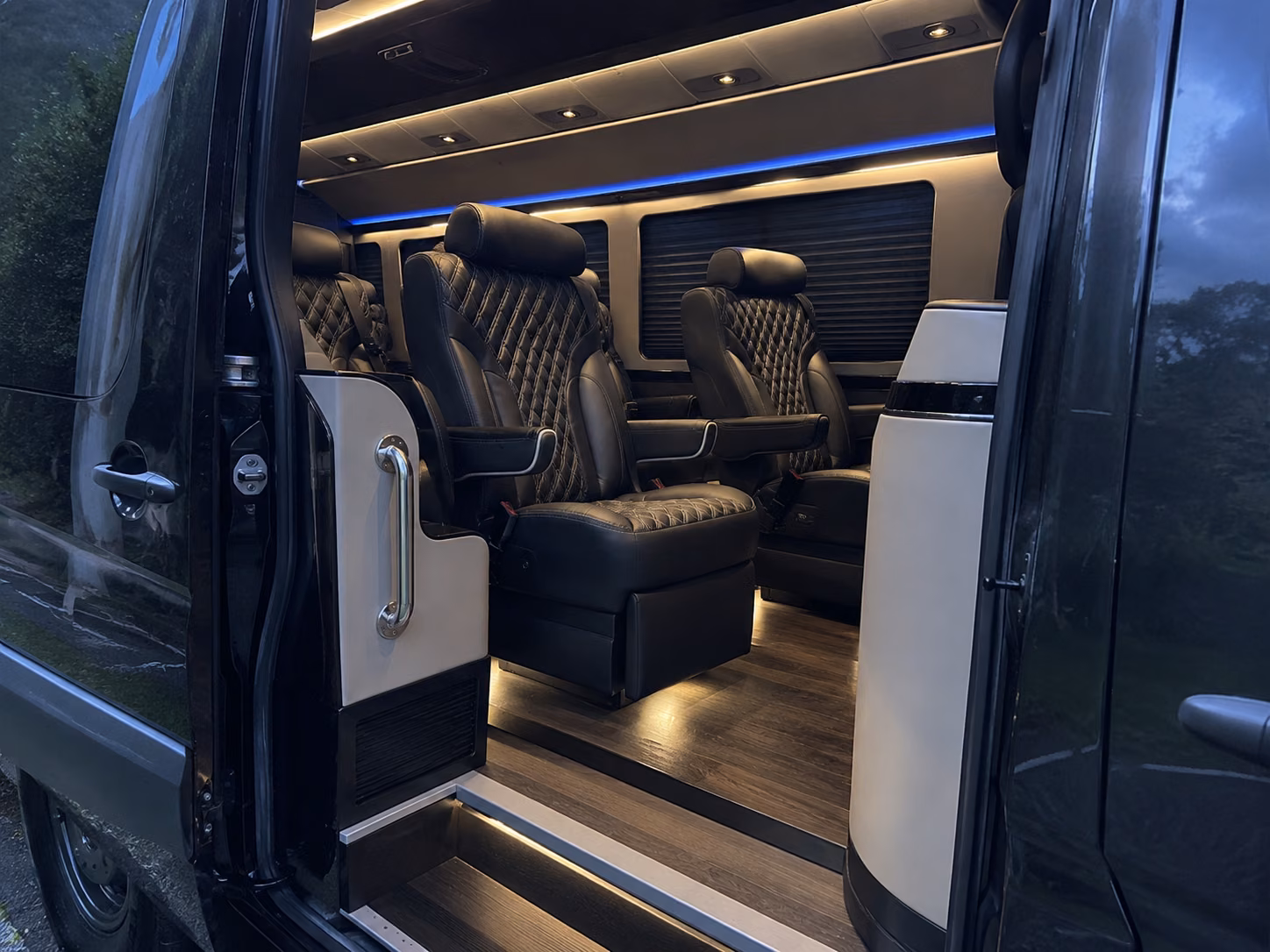 augusta 12 passenger sprinter van interior