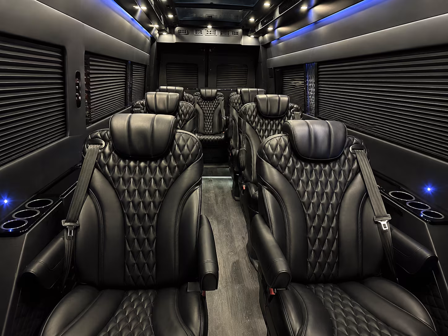find the perfect transportation for your next airport transfer 1