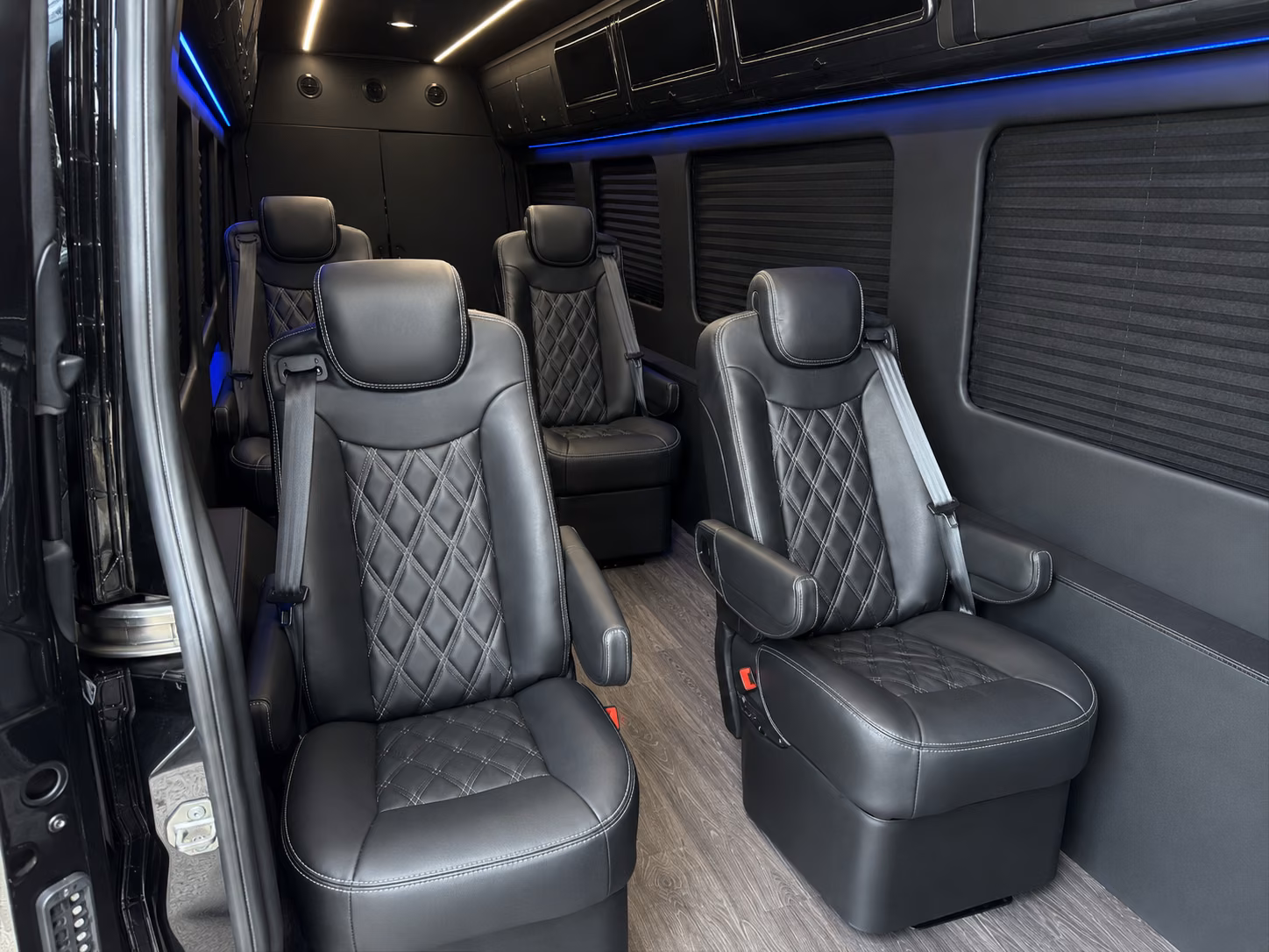 find the perfect transportation for your next corporate event 1