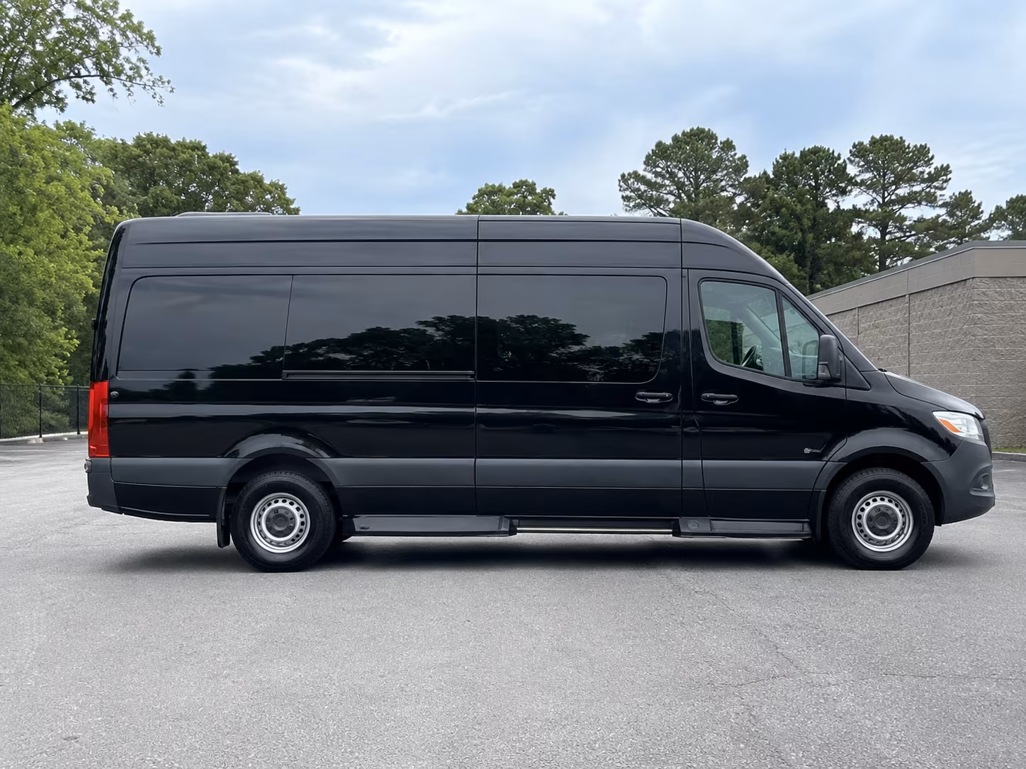 find the perfect transportation for your next wedding 4
